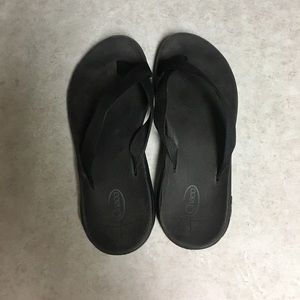 Women’s size 7 Chaco sandals/flip flops